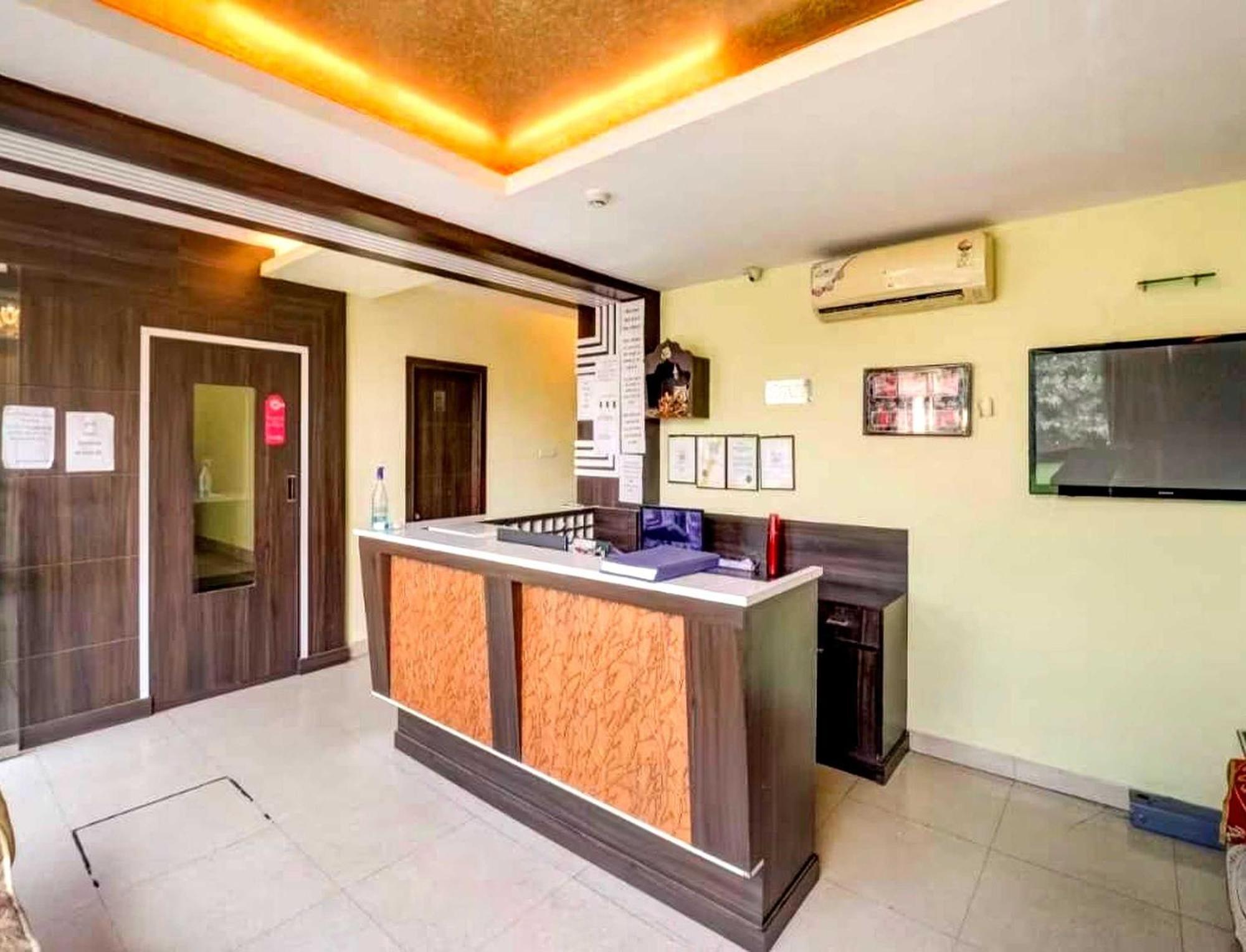 Collection O Hotel Kashi Inn Váránaszi Kültér fotó